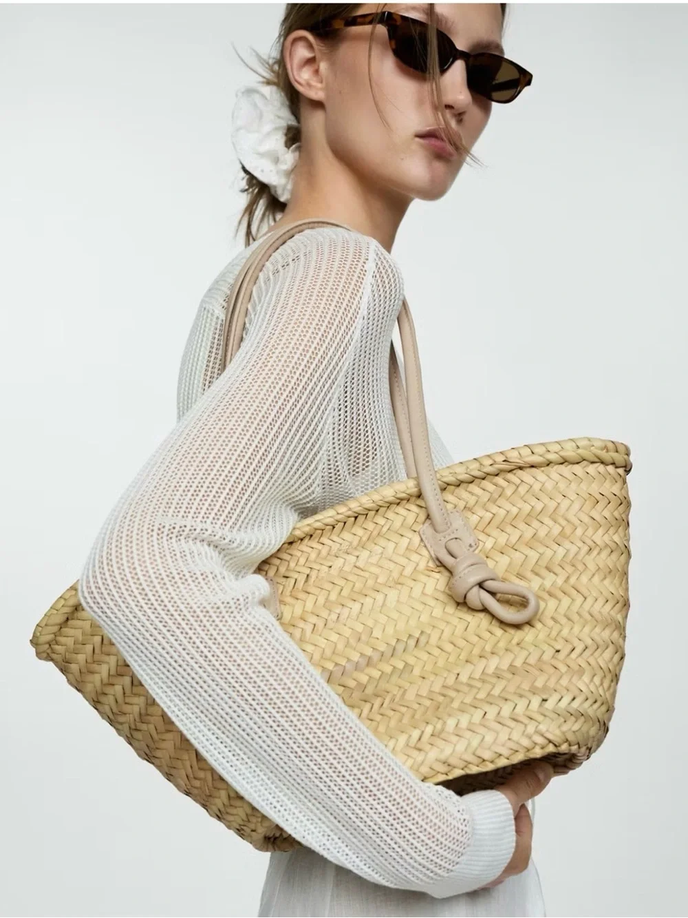 Mango Woven Straw Tote Bag with Neutral Handles - Picture 3 of 11